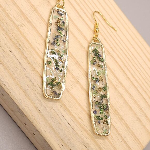Golden Moss Resin Bar Earrings - Picture 3 of 3
